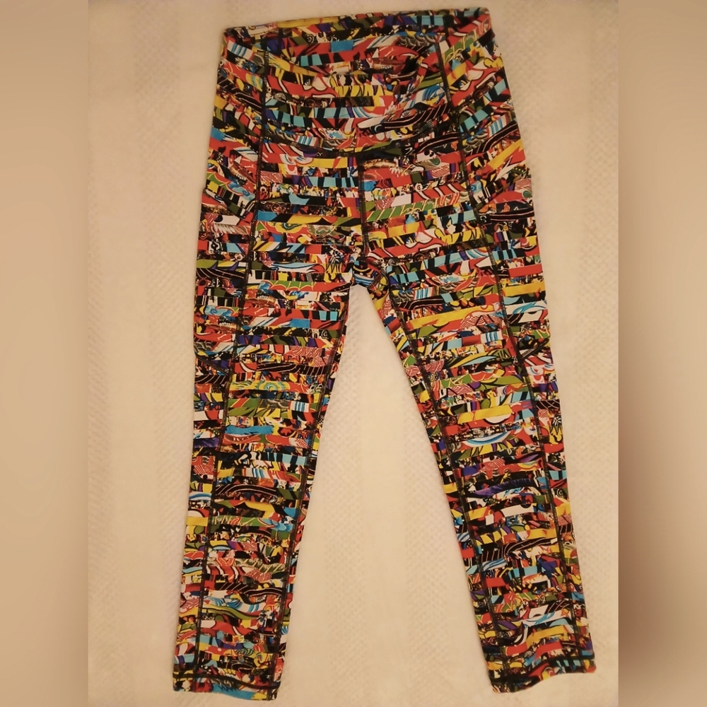 RARE Lululemon Collectible Seawheeze Lego 2018 Fast and Free Leggings 19" Size 2